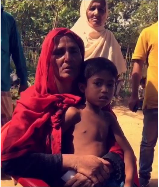 مات كل من لها ولم يبق لها الا حفيدا واحدا